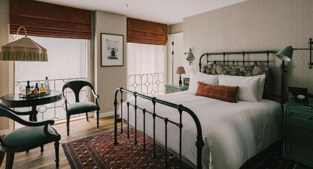 The Ned - Double Room - Cozy