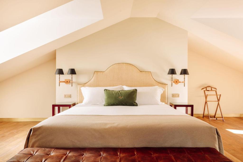 Hotel das Amoreiras - Small Luxury Hotels of the World: guest room