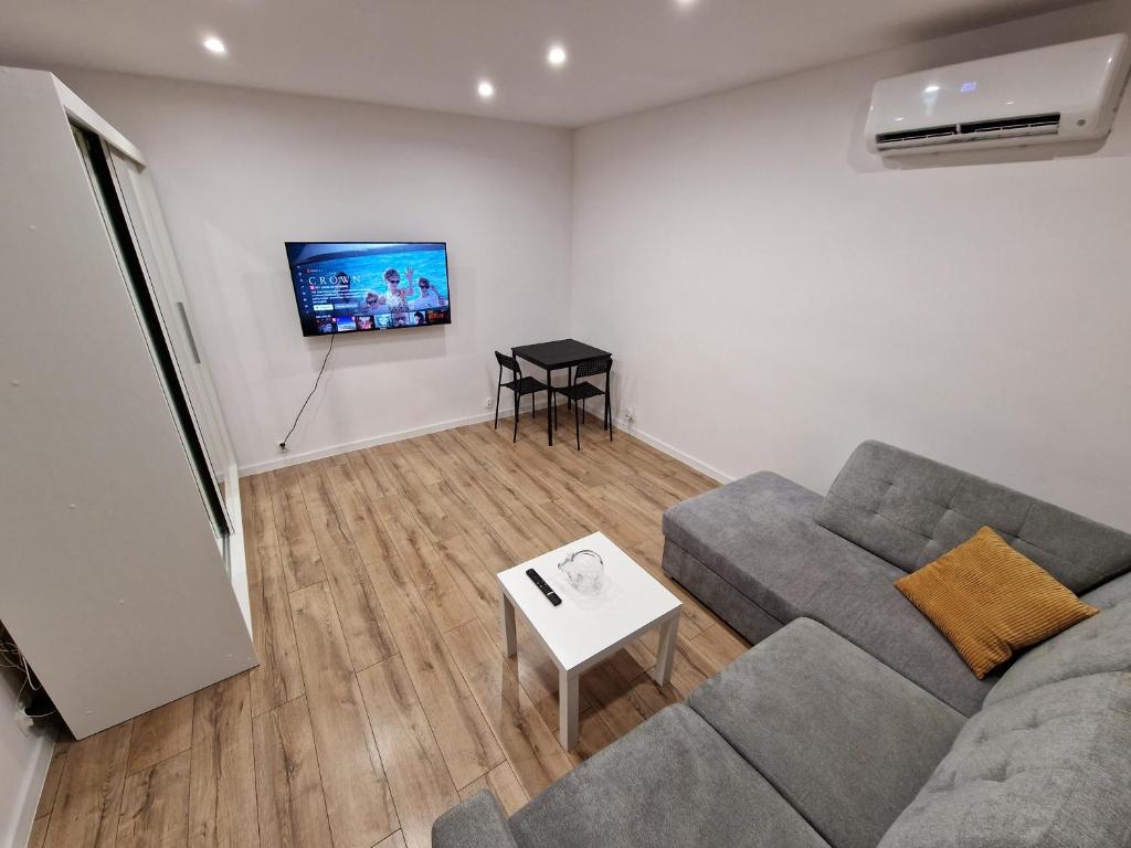 Apartamenty w pełni wyposażone w CENTRUM MIASTA - Apartamento De Una Habitación