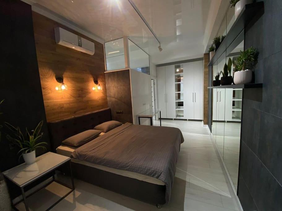Business Double Room Lux Apartment in the Center