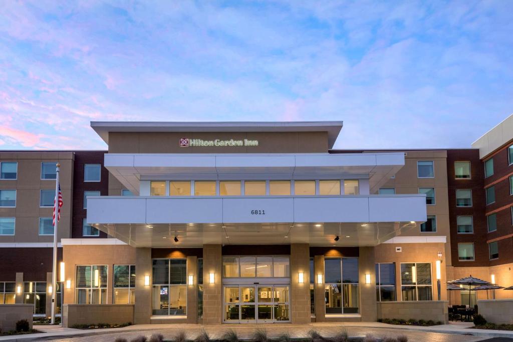 a rendering of the front of a building at Hilton Garden Inn Memphis East/Germantown, Tn in Memphis