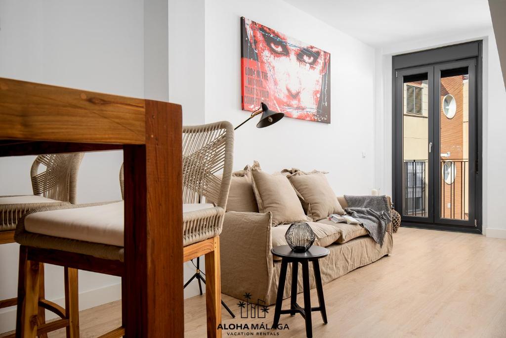 Posedenie v ubytovaní Luxury Duplex with Pool and Padel Court in Town