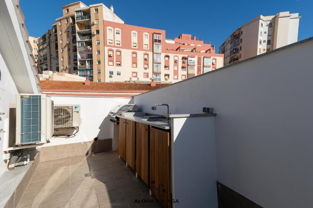 Luxury Duplex with Pool and Padel Court in Town by ...