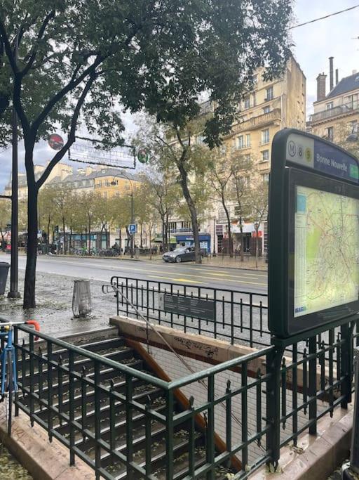 Fotografia z galérie ubytovania Paris centre 4 pièces tout équipé neuf v Paríži