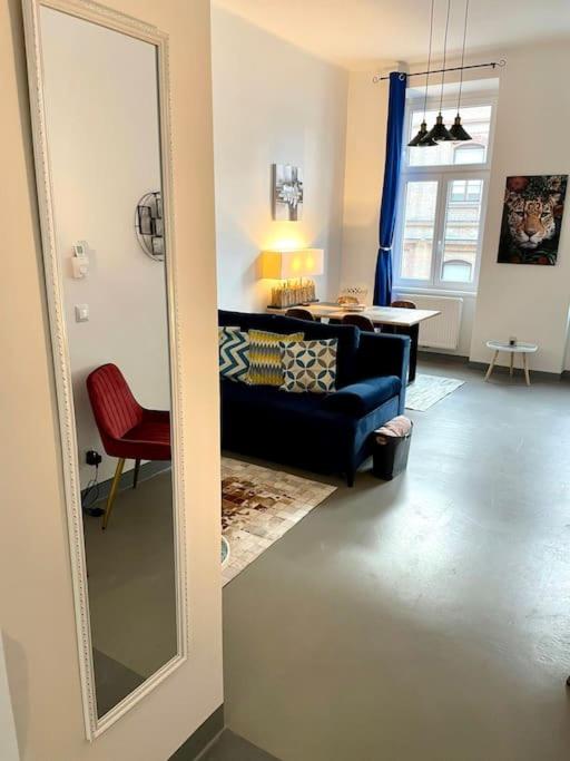 Sehr Zentrale Wohnung-Loftstyle- - отзывы и видео