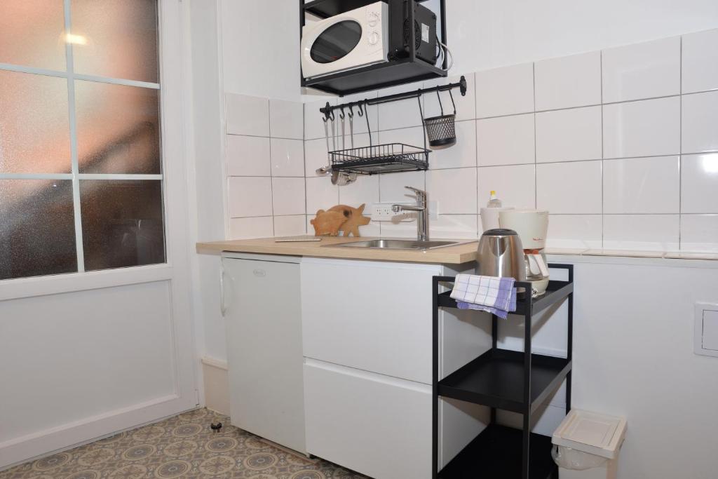 CHEZ CECILE Bed and Breakfast chez le VIGNERON - 7