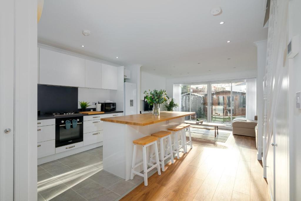 GuestReady - Beautiful New Duplex near Camden