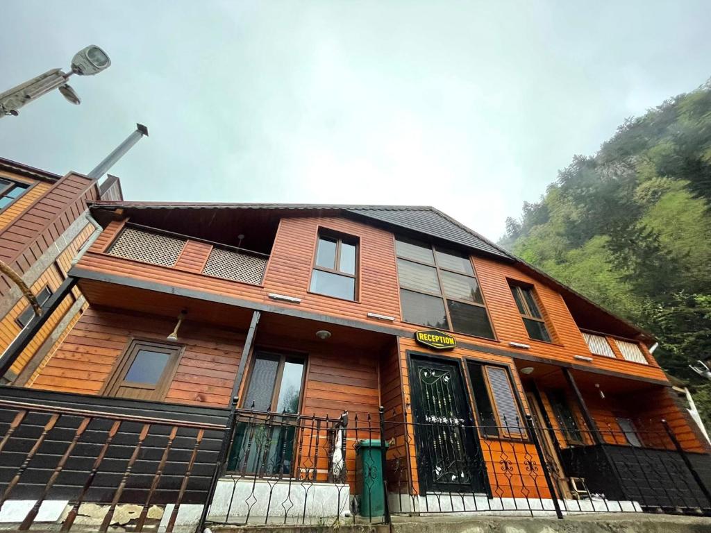 Uzungol Family Rooms