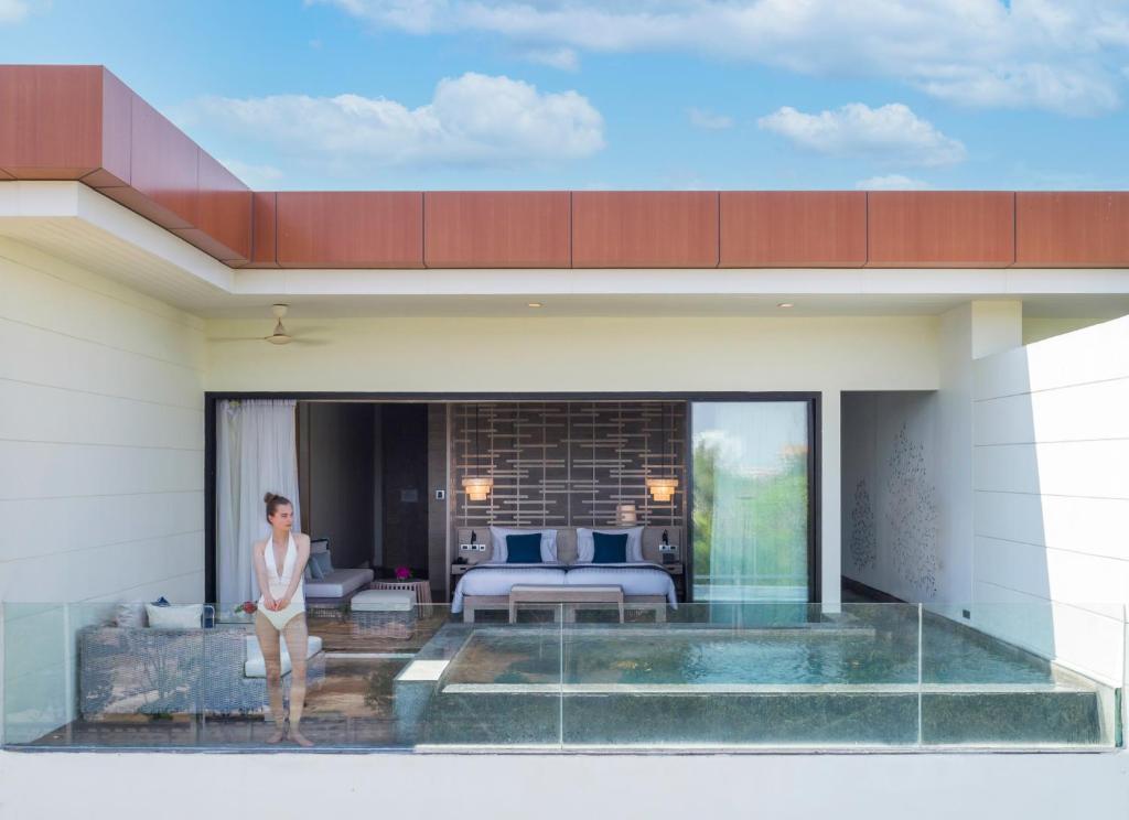 Bazén v ubytování Cape Nidhra Hotel nebo v jeho okolí