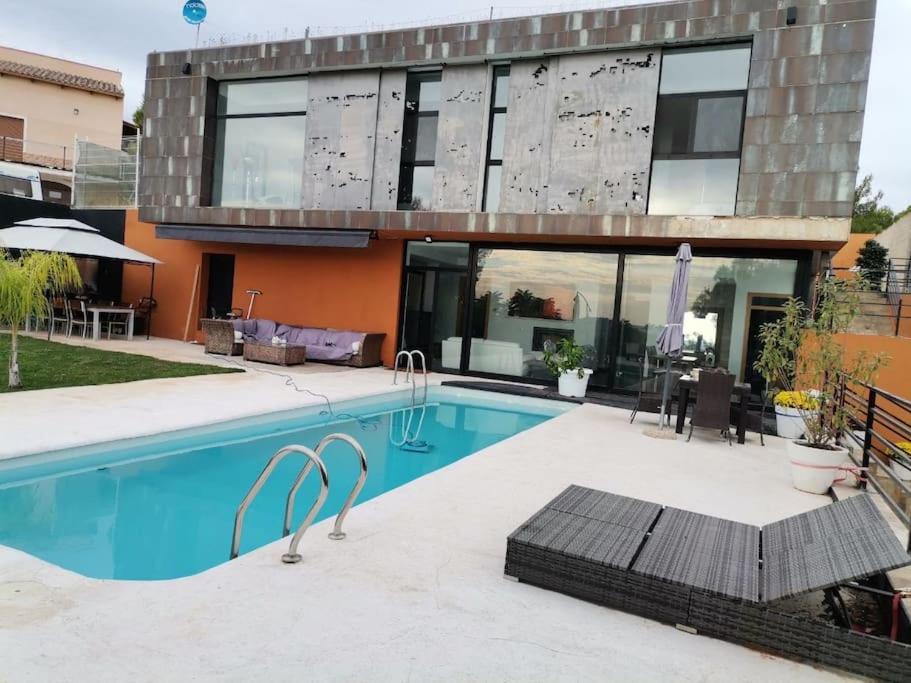 RENACER, Valencia a 30 minutos, Piscina y casa privadas para ...
