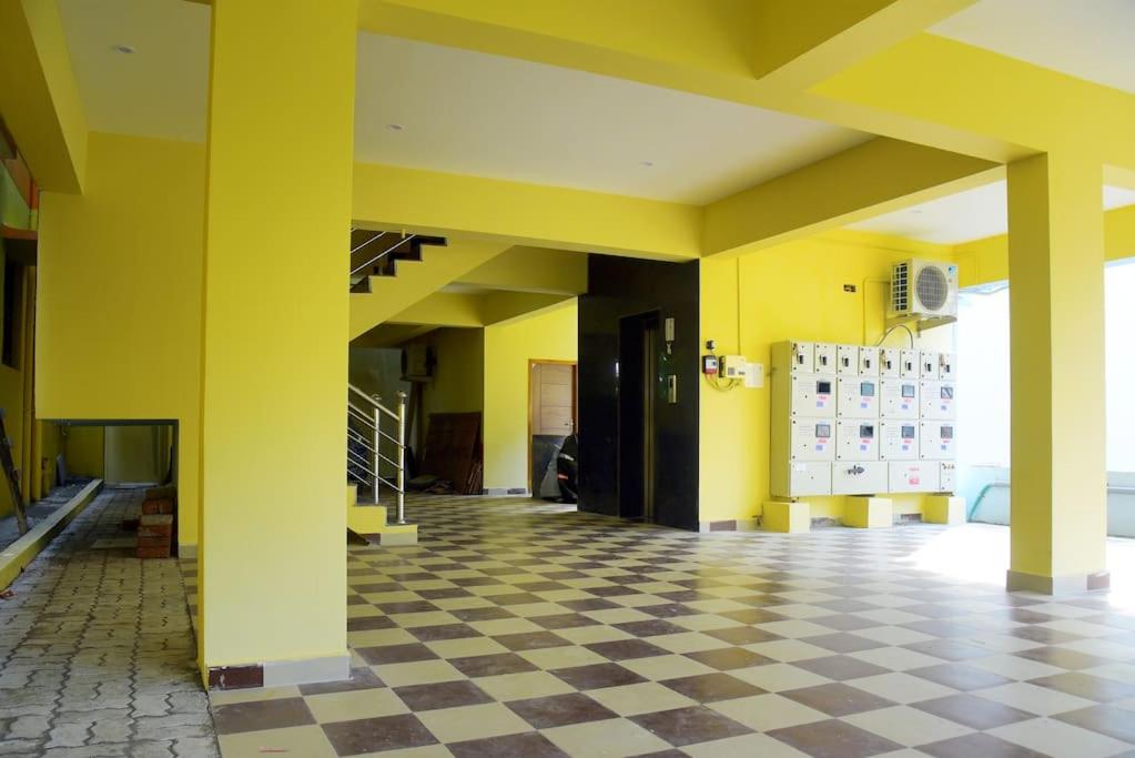 Fotografie z fotogalerie ubytování Sri Apartment 2BHK For Familys Couples Parking A1 v destinaci Puduččéri