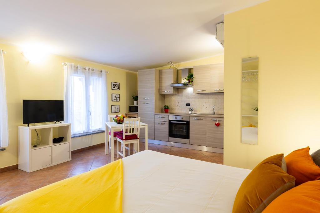 Gorla Skyline - Top Floor Apartment - One-Bedroom Apartment