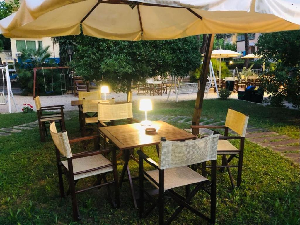 Zahrada ubytování Hotel President