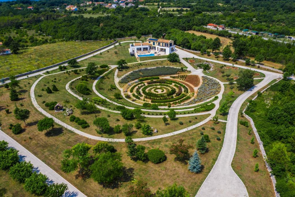 Villa Arkaim with Private Pool