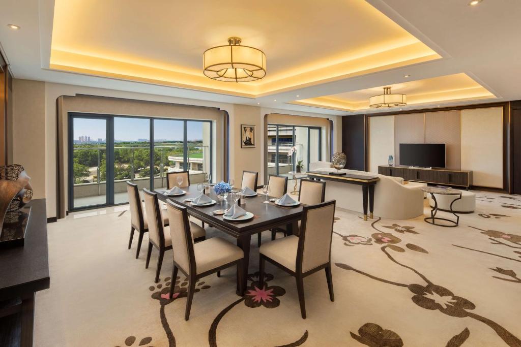 Posezení v ubytování Radisson Blu Hotel Wuhan ETD Zone