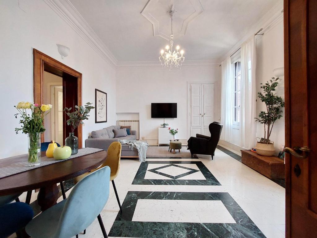 A television and/or entertainment centre at Prestigious Tagliamento Terrace