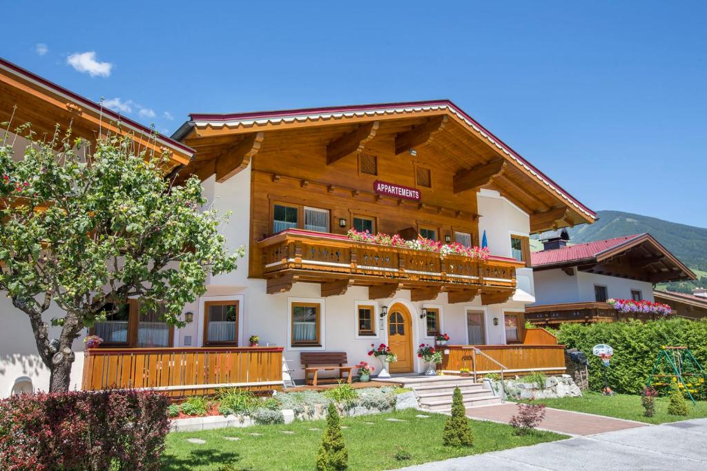 The building in which Az apartmant is located