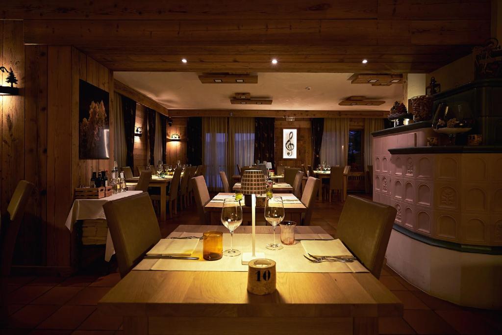 Restaurace v ubytování Hotel Ristorante Pennar