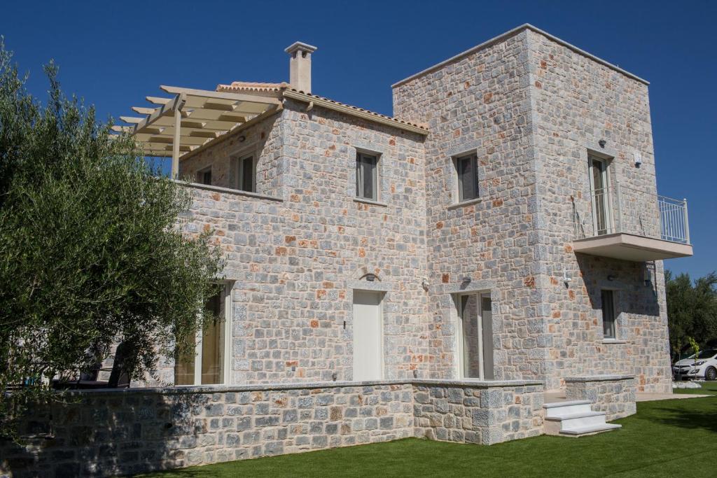 EFMAR EXCLUSIVE RESIDENCES, Gythio (updated prices 2024)