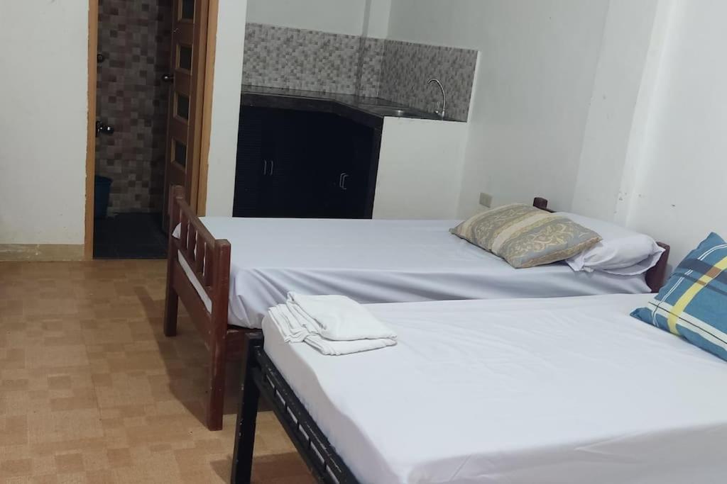 Keneth Hostel