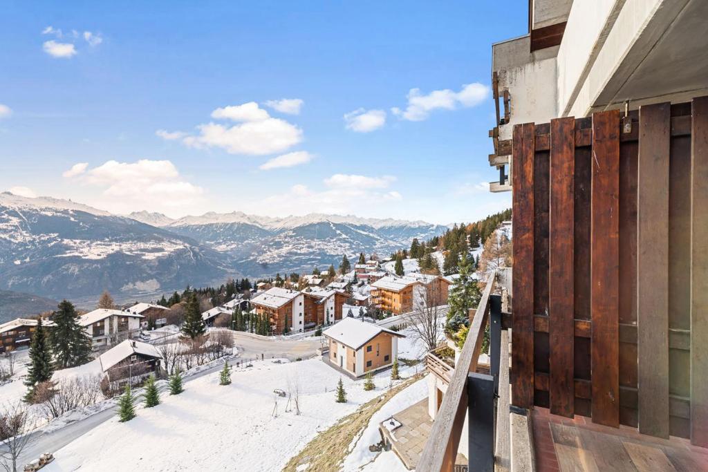 Nespecifikovaný výhled na hory nebo výhled na hory při pohledu z apartmánu