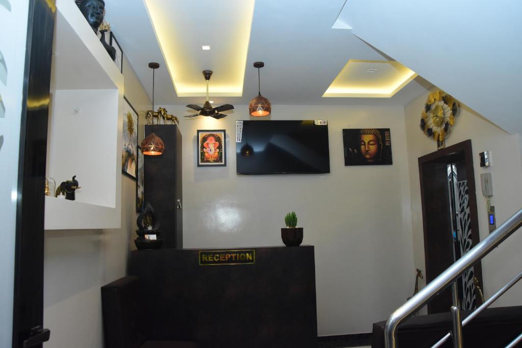 Televisyen dan/atau pusat hiburan di Dass Paradise