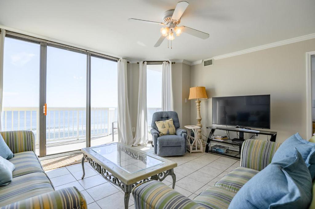 Chas, Oceanfront Villas 415 Paradise Peak, Folly Beach, SC