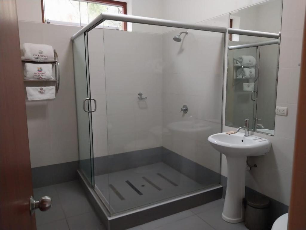 Koupelna v ubytování Fundo Hotel Ayarpongo