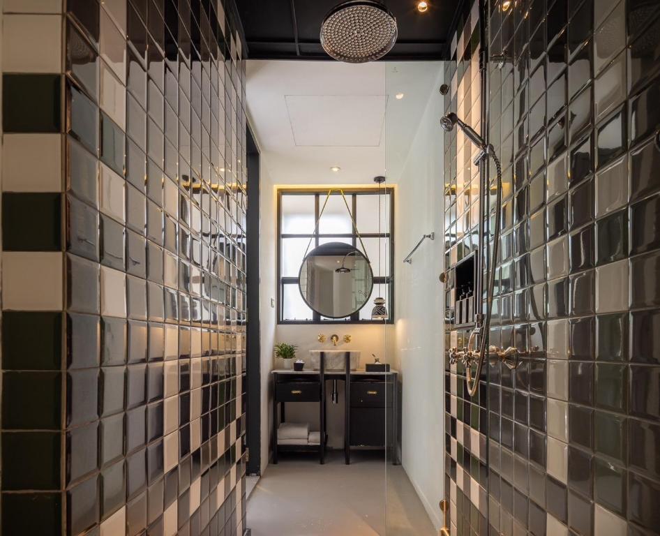 Hotel Ping Silhouette - Resim 4