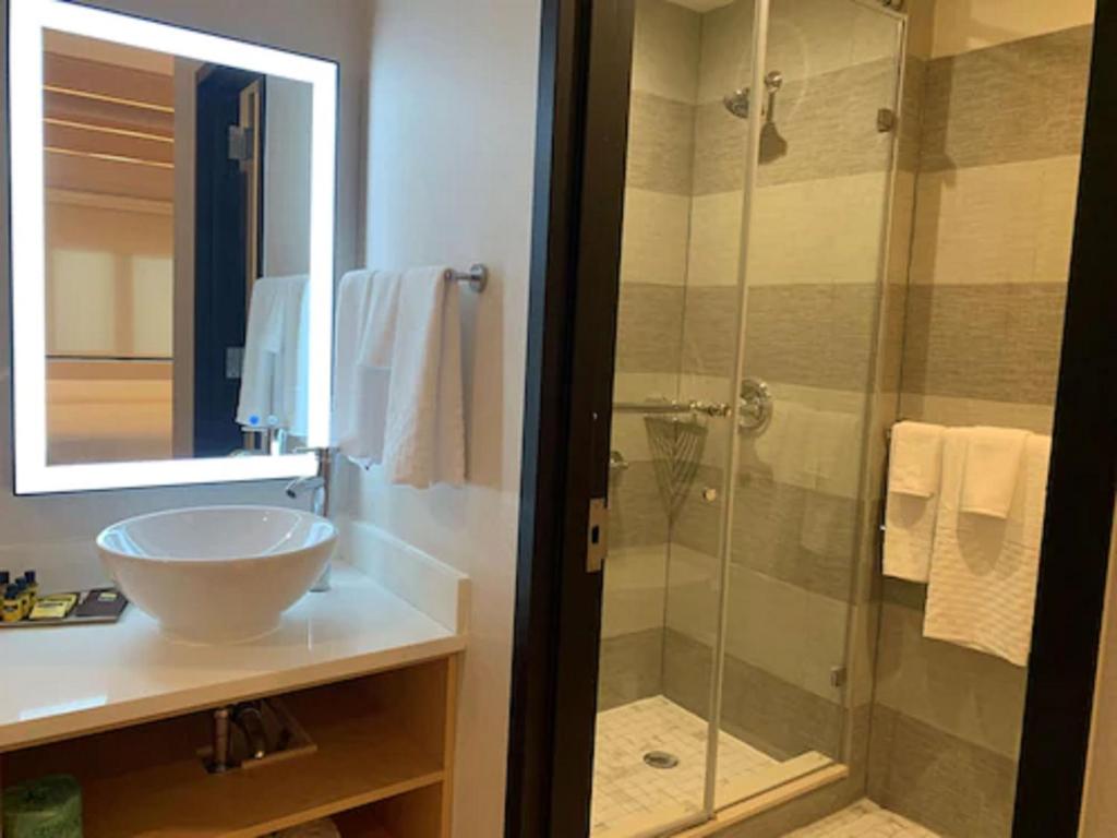 Koupelna v ubytování Best Western Plus Soho Hotel