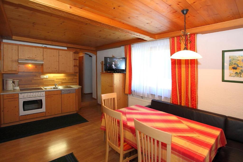 Kuchyňa alebo kuchynka v ubytovaní Appartements Wirnsperger