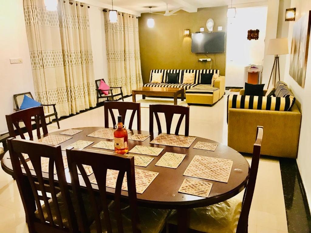 Et tv og/eller underholdning på Mount Sapphire Lodge