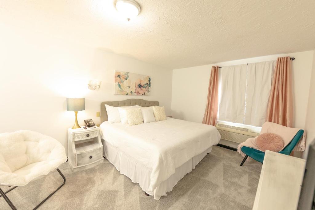 EC Reed's Mercantile and Hotel - Quarto King