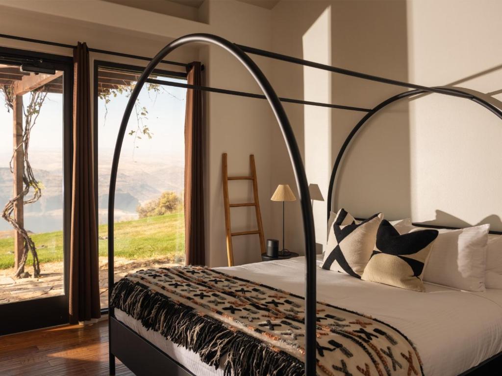 Postel nebo postele na pokoji v ubytování Sagecliffe Resort & Spa