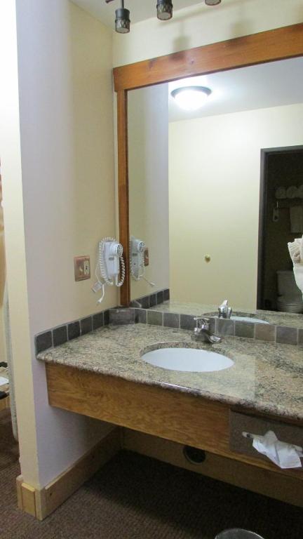Spearfish Canyon Lodge - Salle De Premier Plan