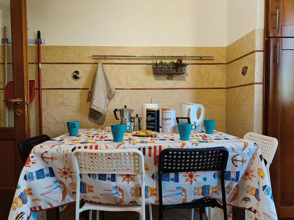 Kép Avellini - Delightful and Spacious Apartment with terrace - near Metro A Cornelia szállásáról Rómában a galériában