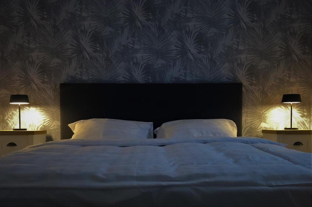 Lady Apartments - 12