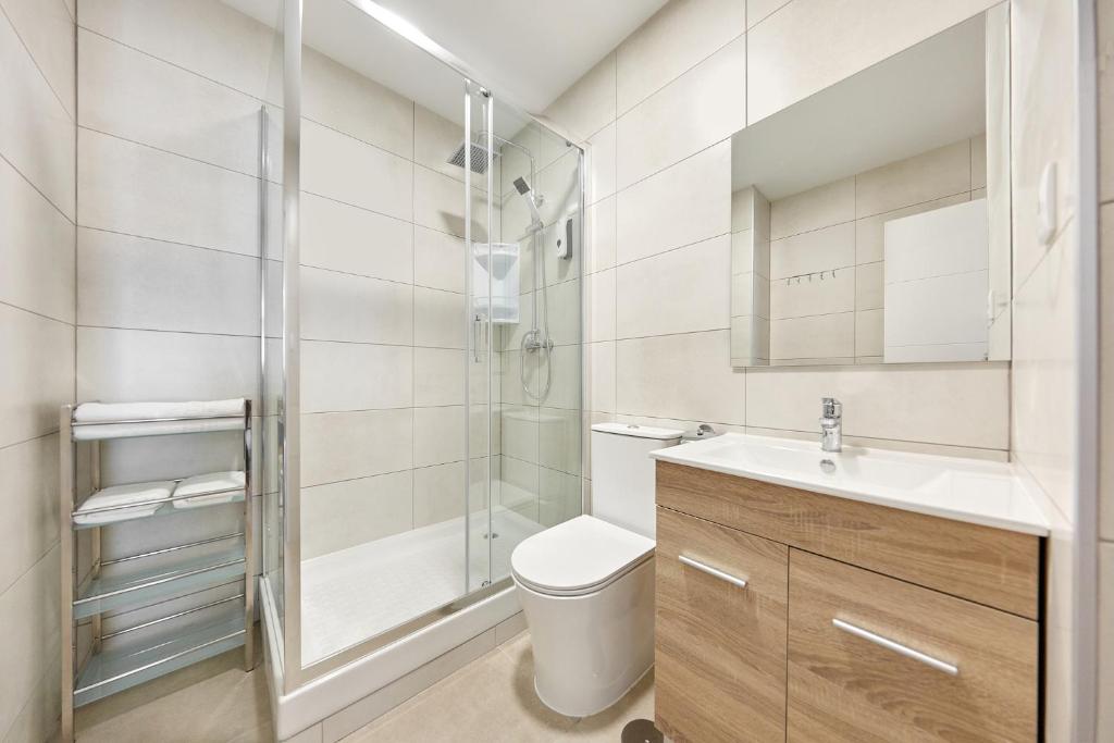 Koupelna v ubytování Sonrisa Deluxe Apartments, Levante