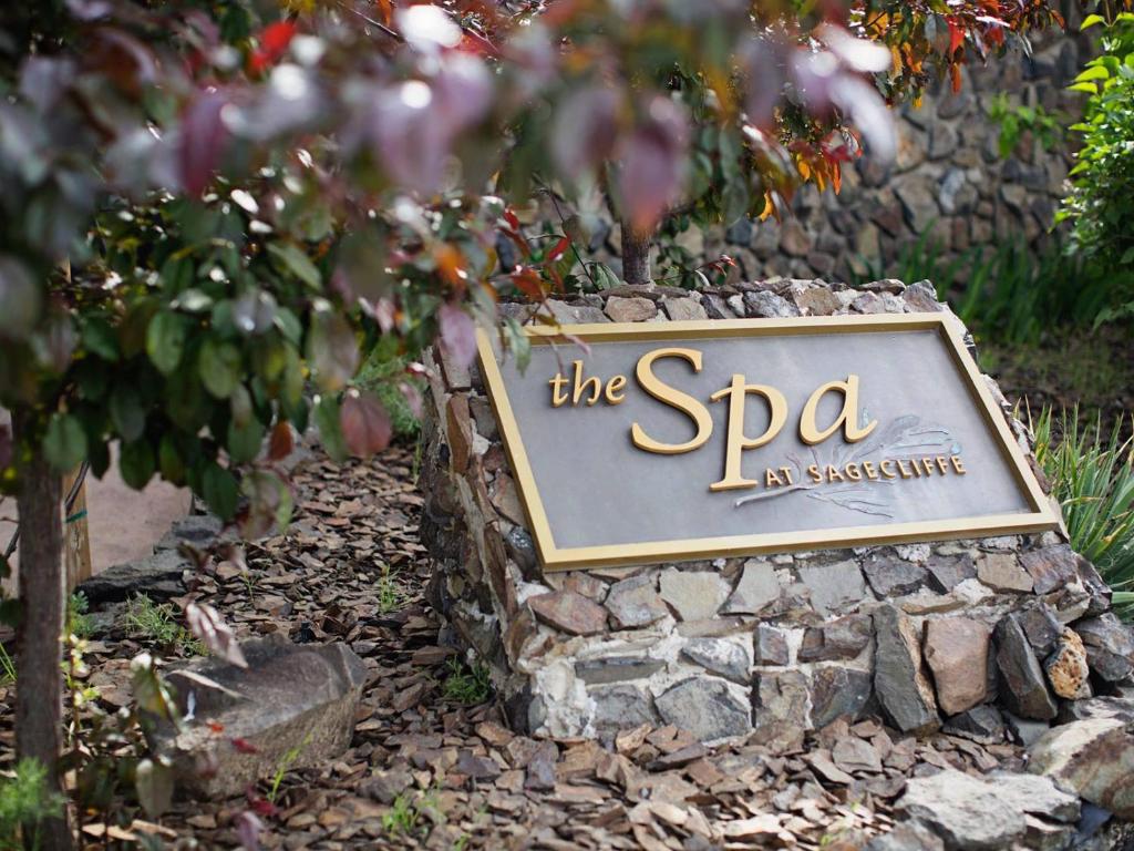 Zahrada ubytování Sagecliffe Resort & Spa