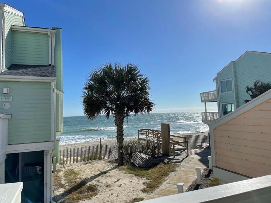 Ocean Dunes 1601 Beach Balls and Bikinis, Kure Beach (updated prices 2024)