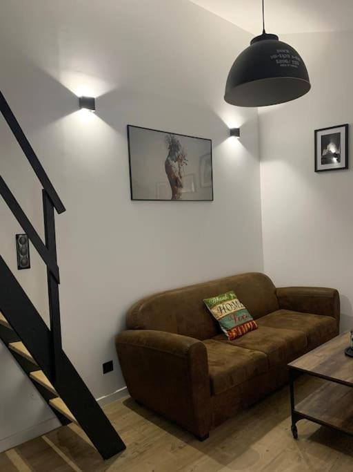 Studio indépendant avec mezzanine - Appartement D'une Chambre