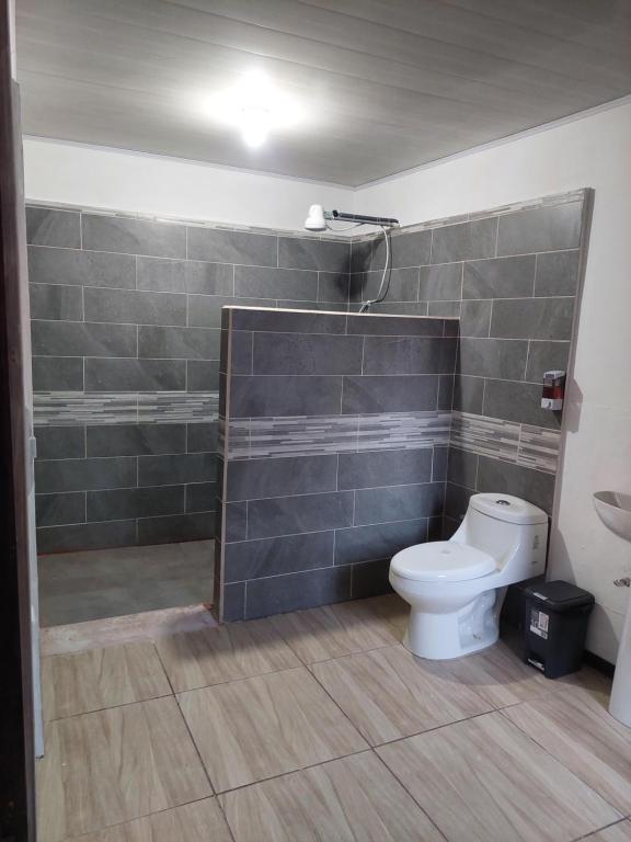 Koupelna v ubytování Anchia - Hostel