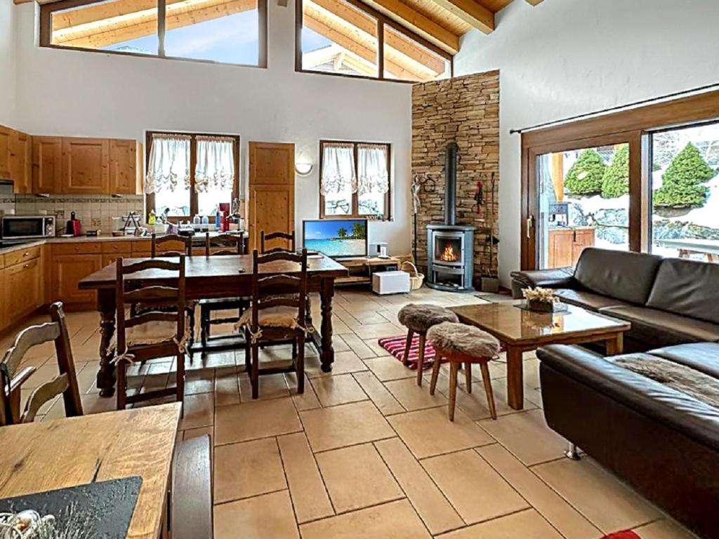 Kuchyň nebo kuchyňský kout v ubytování Chalet Etoile Polaire