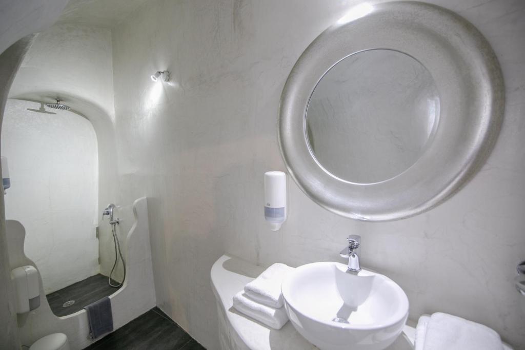 Koupelna v ubytování Vogue Suites