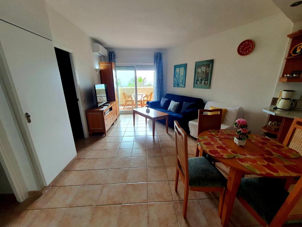 Posezení v ubytování "VIVE BENAL BEACH" con vistas al mar y parque acuático 4506