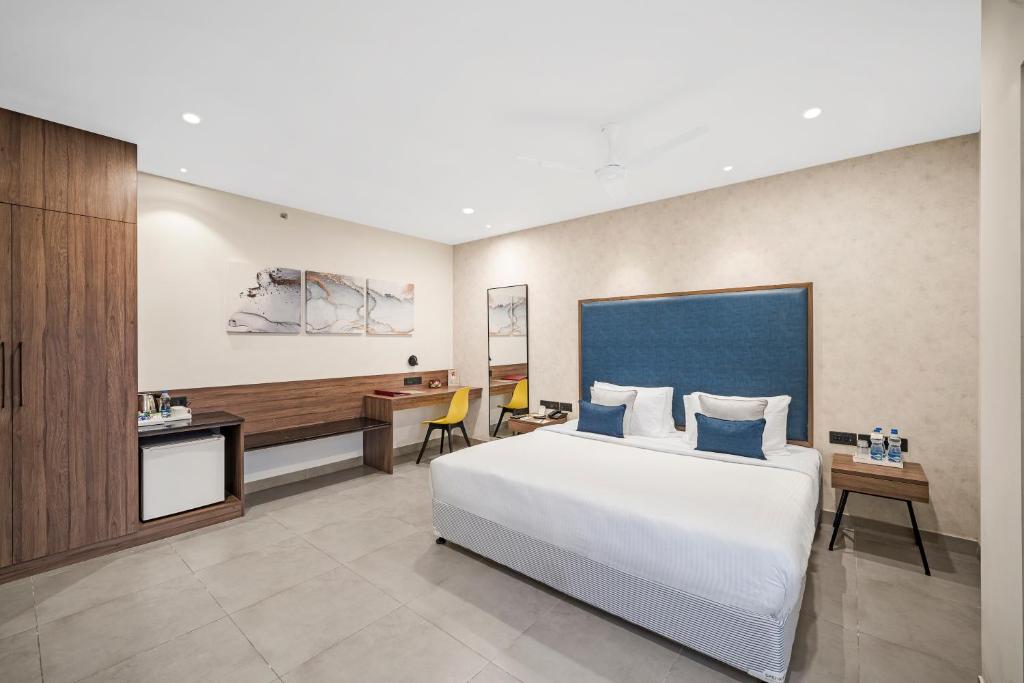 Postel nebo postele na pokoji v ubytování Regency Tuticorin by GRT Hotels