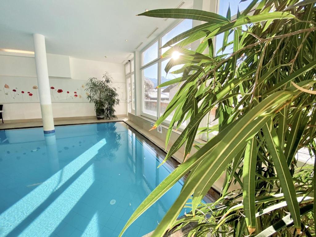 Bazén v ubytování Hotel Garni Philipp nebo v jeho okolí