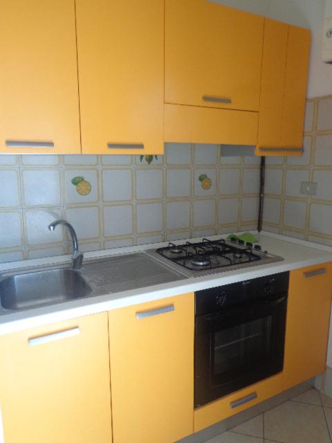 A kitchen or kitchenette at Mareverde