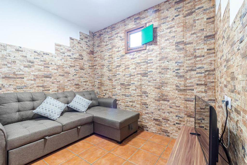 Televízia a/alebo spoločenská miestnosť v ubytovaní Flatguest Faro de Sardina - 3 Bed - Coast - WIFI
