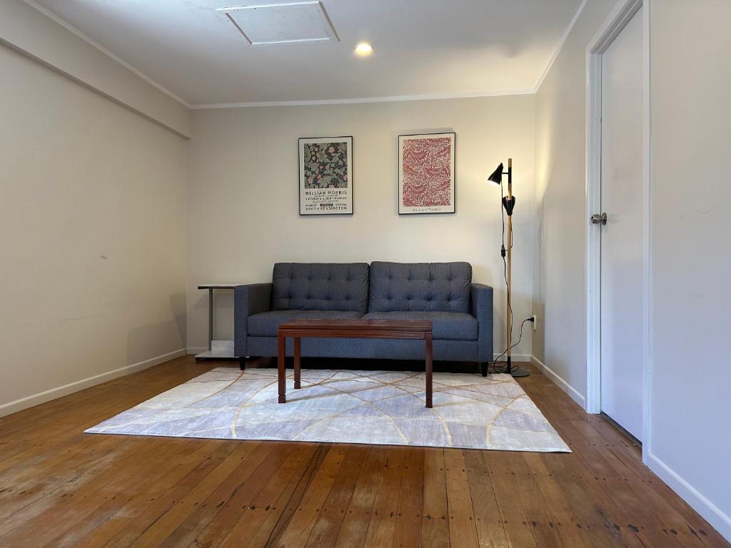 Sweet Little Home - Housity